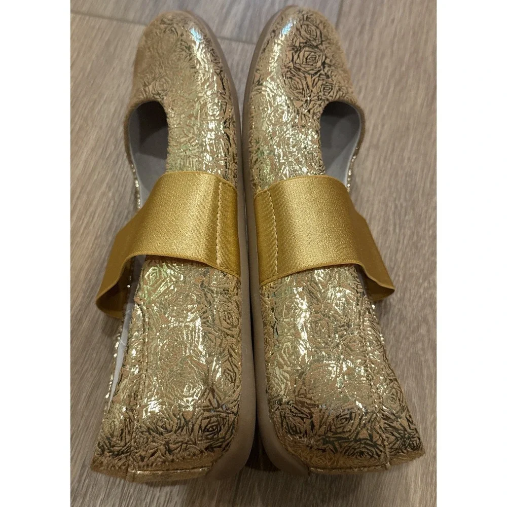 Girls Aria Livie & Luca Sz 3Y Ballet Flat Gold Shimmer Shoes EUC Quality Comfort